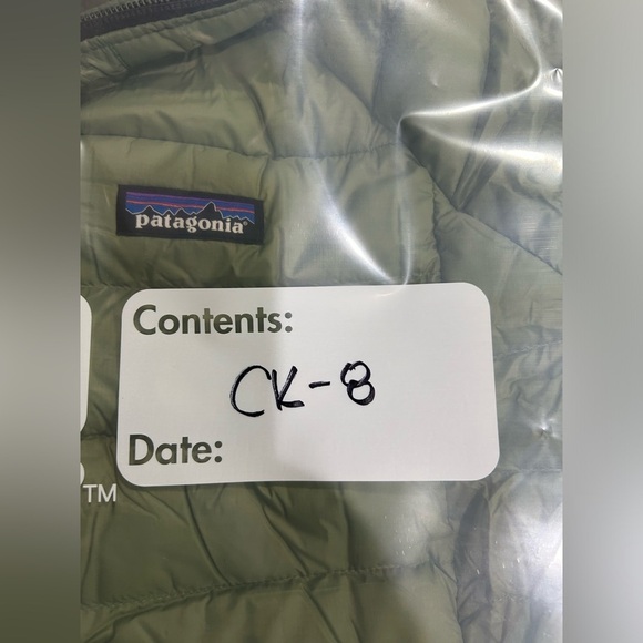 Patagonia Women’s XXL Down Sweater Puffer Jacket Terrain Green NWT Puff - Picture 10 of 11